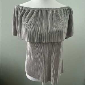 Beau Tissu off shoulder top NWT